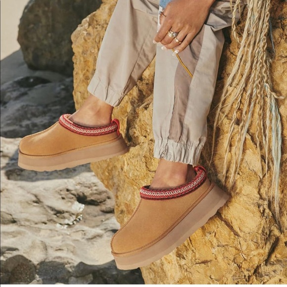 Lookalike UGG Tasman Clogs-size 8 - Picture 2 of 14